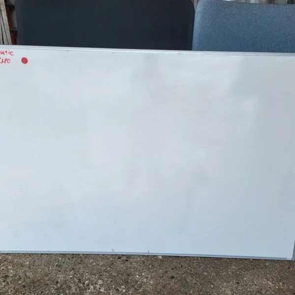 Used Whiteboard. Magnetic. Free Pens and Raiser. 120cm x 180cm – DPD Delivery